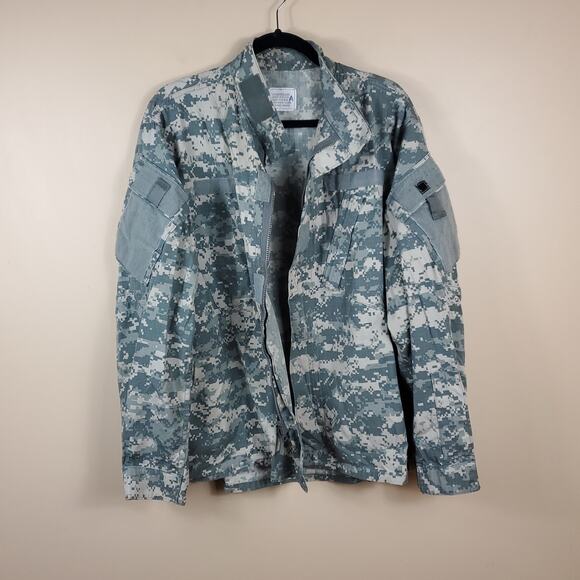 Army Combat Uniform Coat in Digital Camo Size Large Regular - Picture 9 of 12